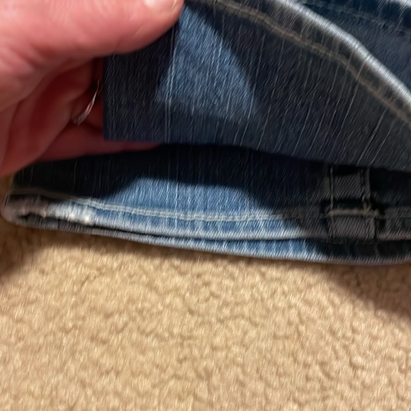 Sold - Picture 4 of 6